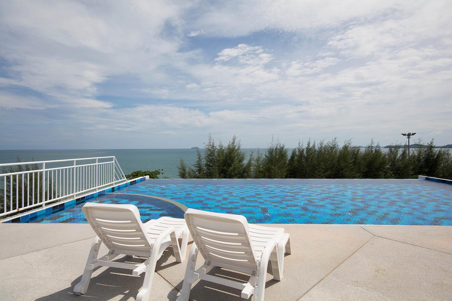 Grandbeach Condo By Malai ラヨーン エクステリア 写真