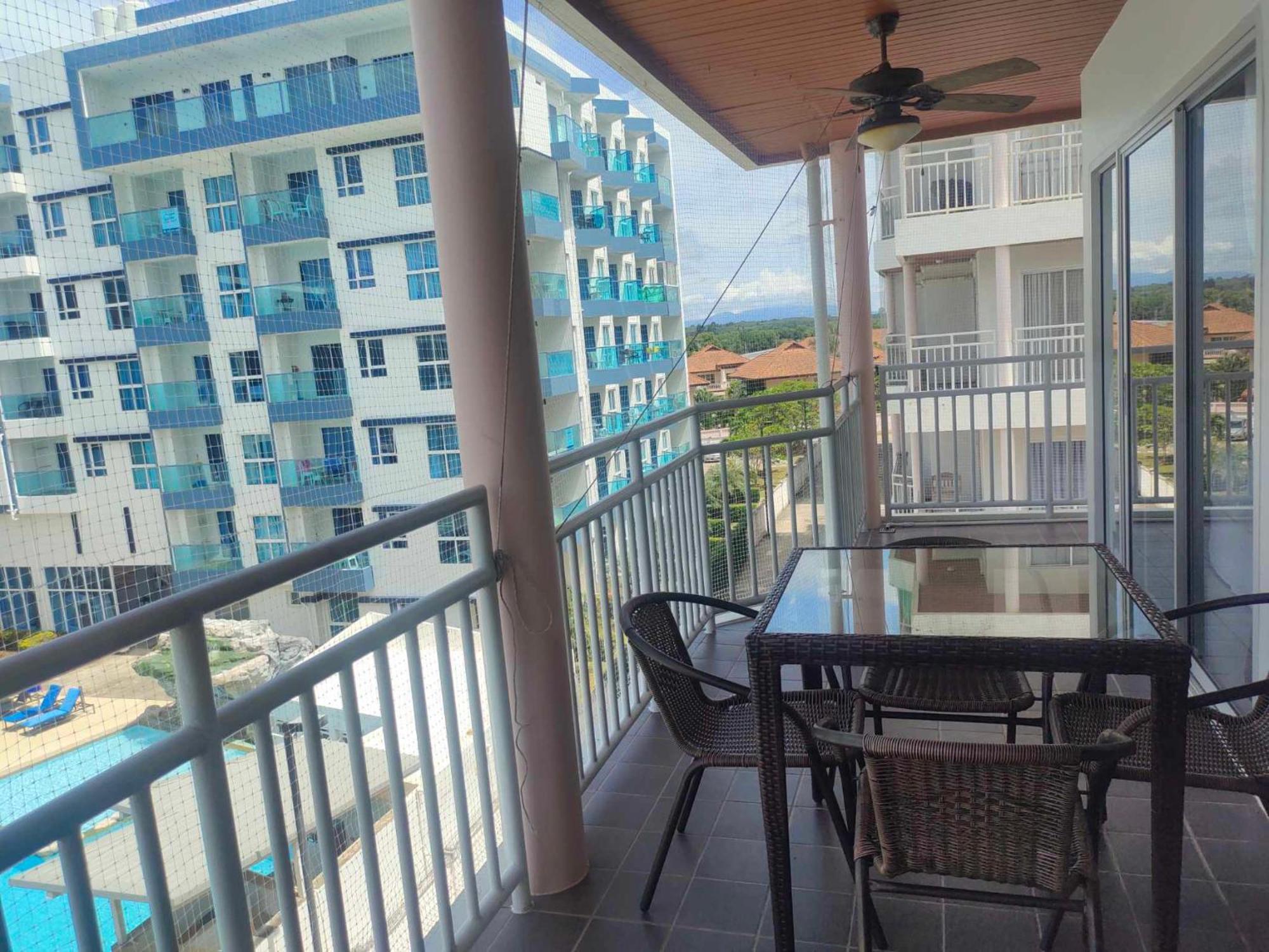 Grandbeach Condo By Malai ラヨーン エクステリア 写真