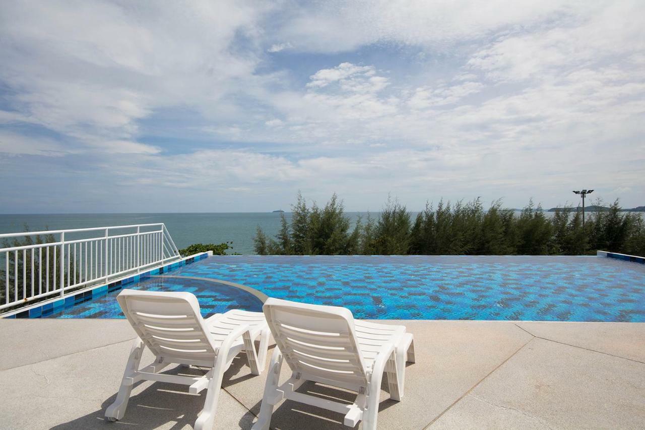 Grandbeach Condo By Malai ラヨーン エクステリア 写真